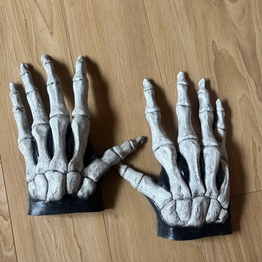 Skeleton Hand Gloves - White Bone Effect Women Accessories